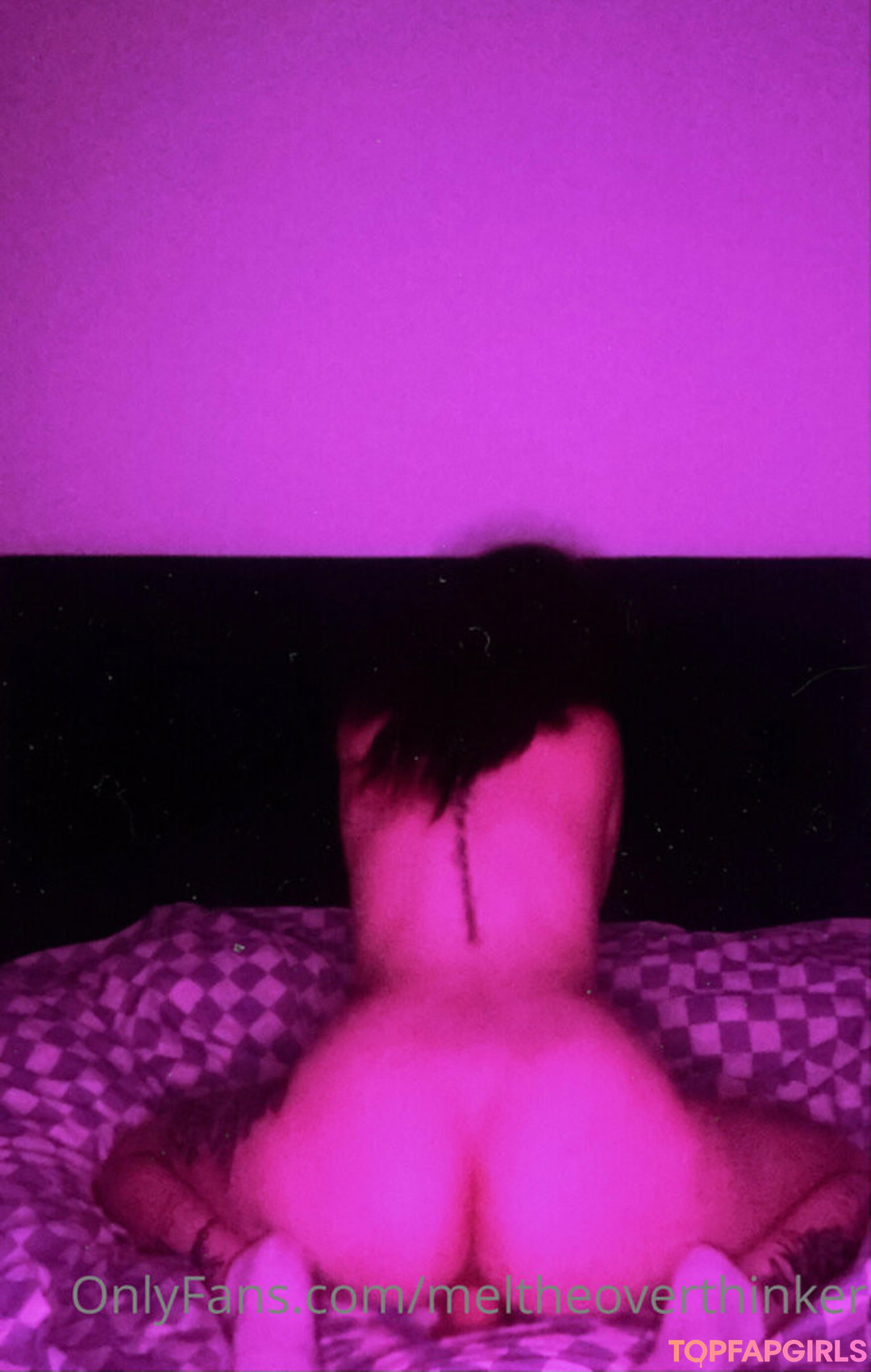 Foto desnuda filtrada de OnlyFans de Meltheoverthinker #7 Foto desnuda filtrada de OnlyFans de Meltheoverthinker #7