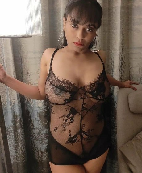 Foto desnuda filtrada de OnlyFans de Nehal Vadoliya