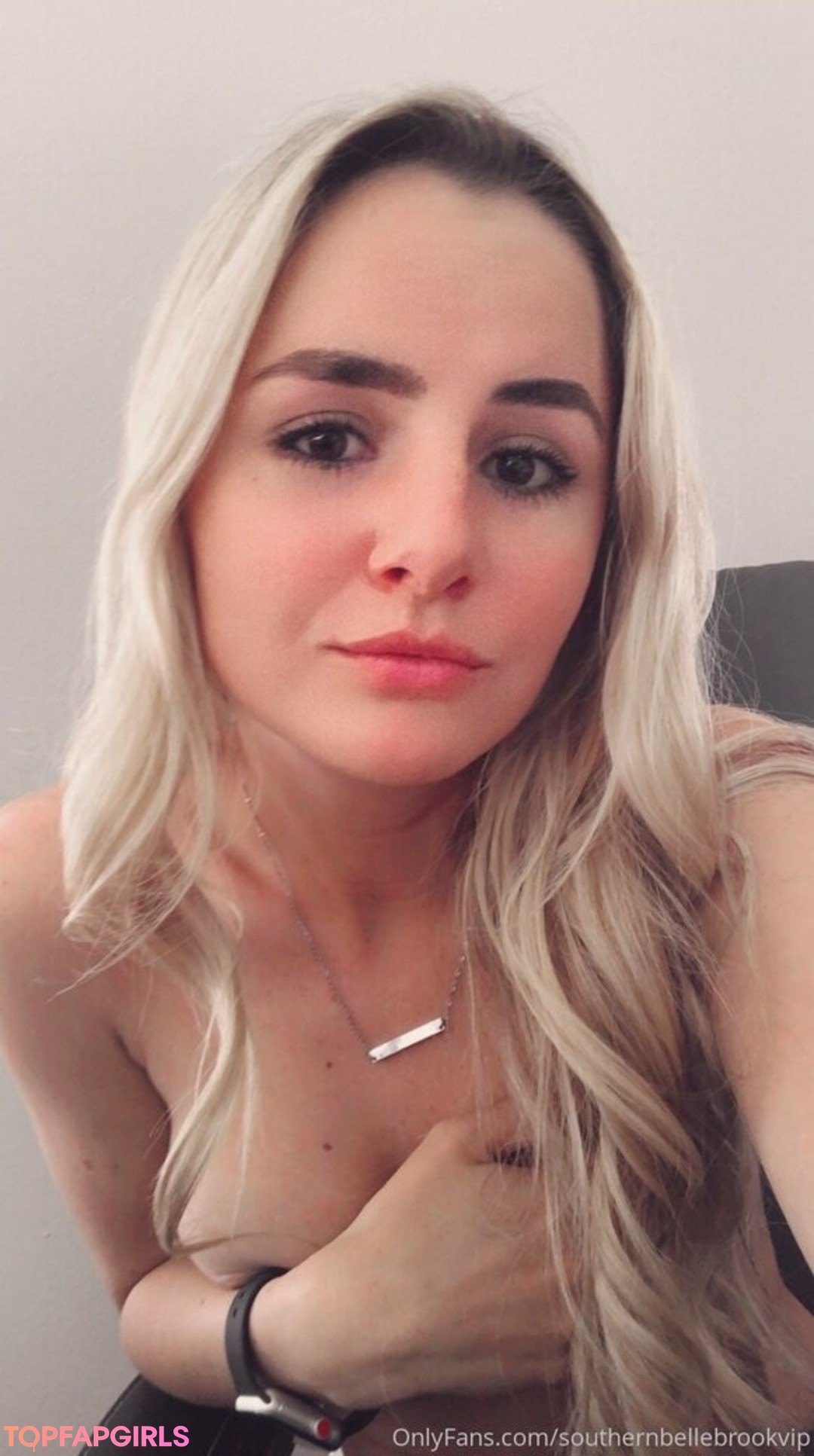 Foto desnuda filtrada de OnlyFans de Southern Belle Brook #31 Foto desnuda filtrada de OnlyFans de Southern Belle Brook #31