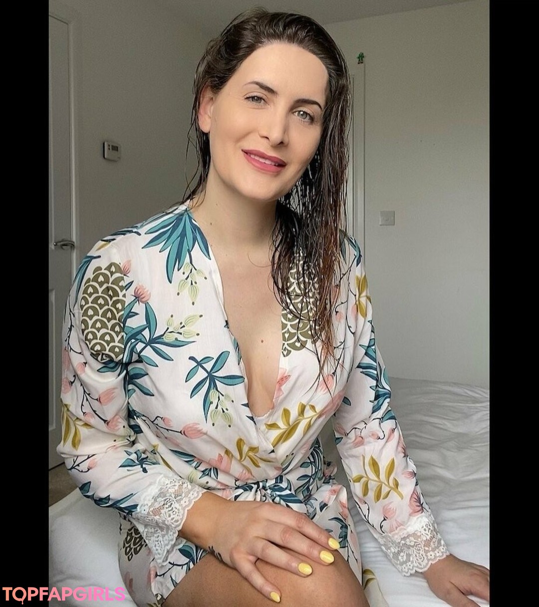 Foto desnuda filtrada de OnlyFans de Britishmeghanspice #20 Foto desnuda filtrada de OnlyFans de Britishmeghanspice #20