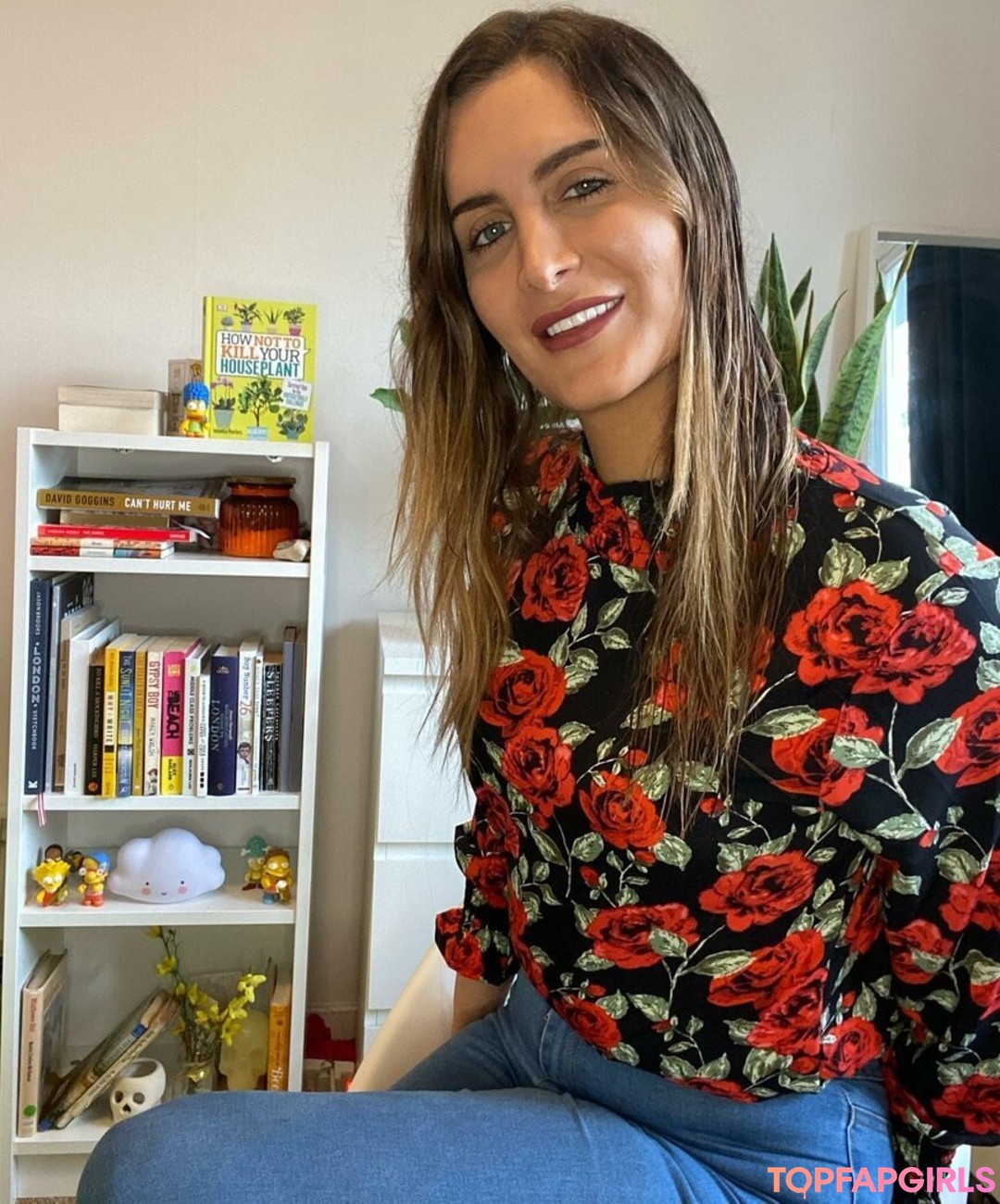 Foto desnuda filtrada de OnlyFans de Britishmeghanspice #24 Foto desnuda filtrada de OnlyFans de Britishmeghanspice #24