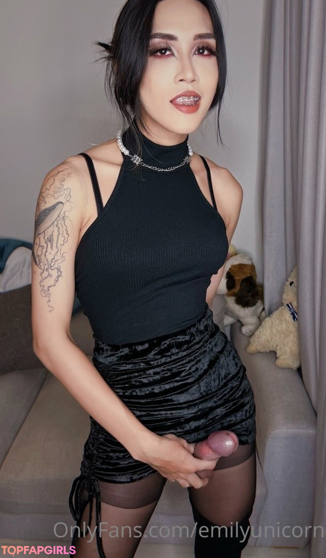 Foto desnuda filtrada de OnlyFans de Emily Yunicorn #28 Foto desnuda filtrada de OnlyFans de Emily Yunicorn #28