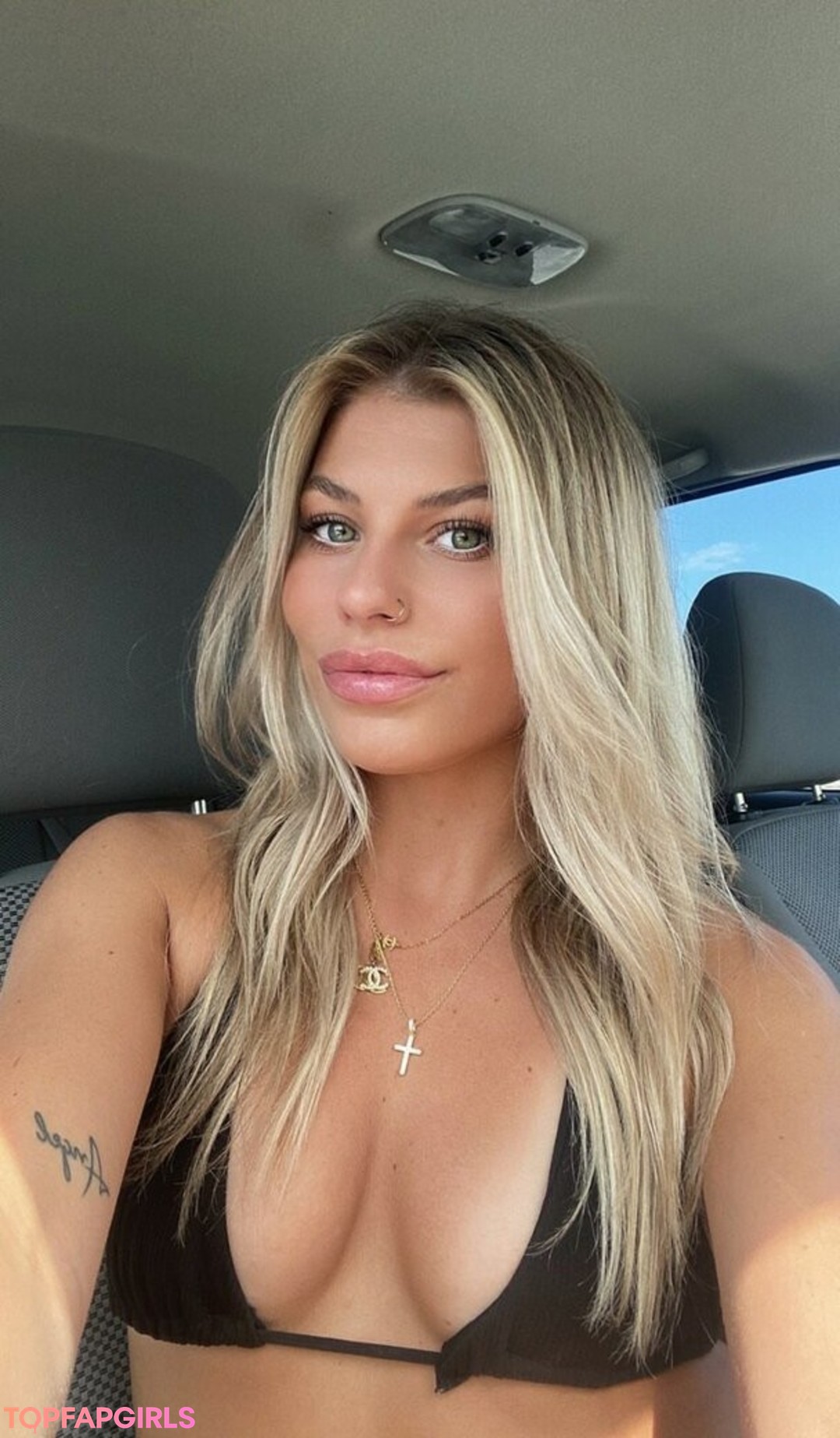 Foto desnuda filtrada de OnlyFans de Kyliefoland #92 Foto desnuda filtrada de OnlyFans de Kyliefoland #92