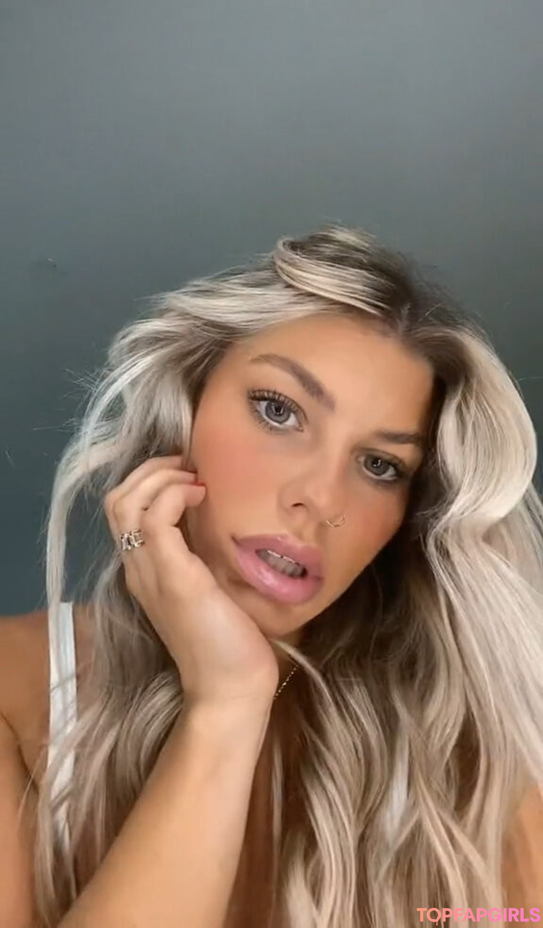 Foto desnuda filtrada de OnlyFans de Kyliefoland #95 Foto desnuda filtrada de OnlyFans de Kyliefoland #95