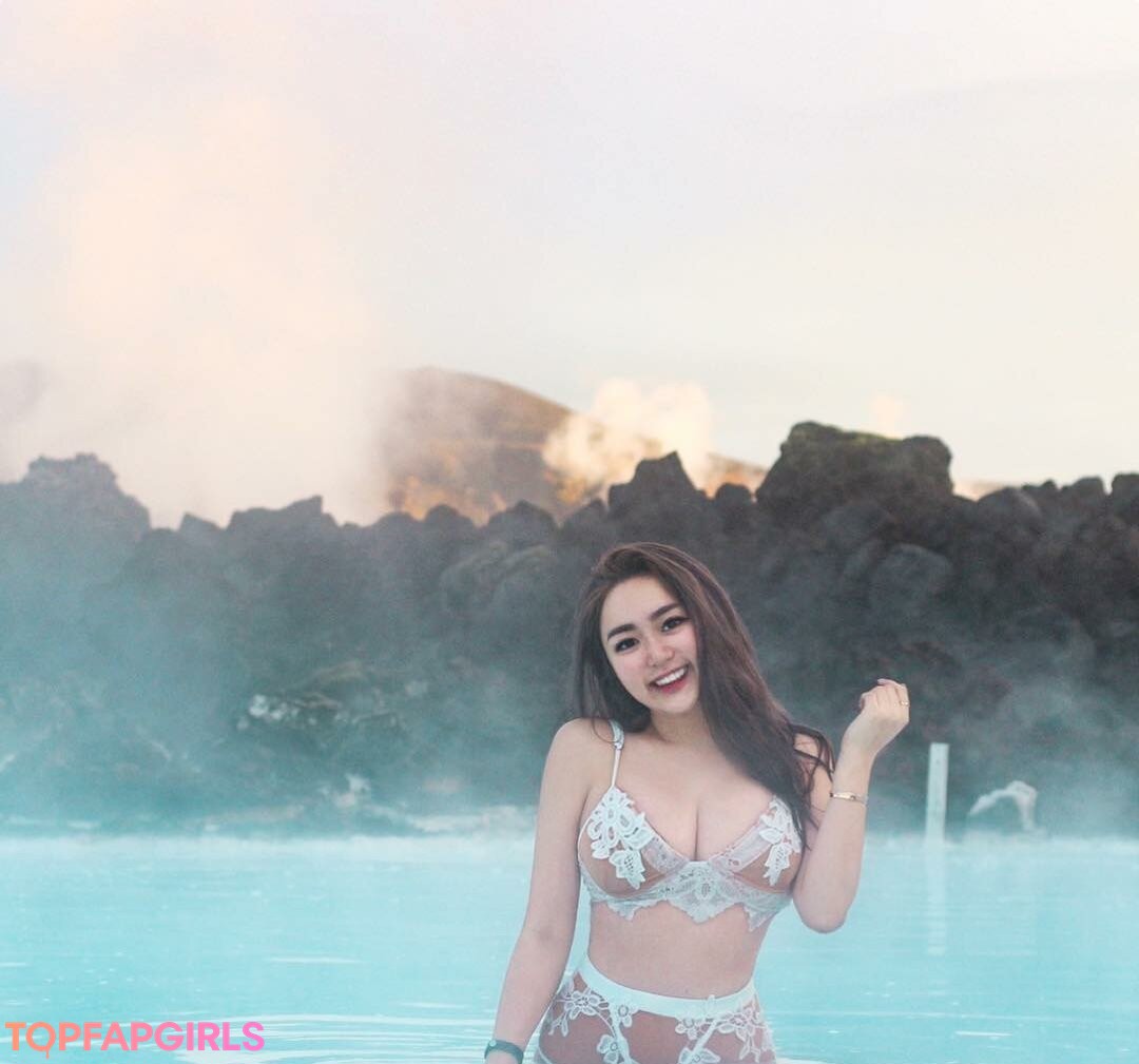 Foto desnuda filtrada de OnlyFans de Rebecca Liu #84 Foto desnuda filtrada de OnlyFans de Rebecca Liu #84