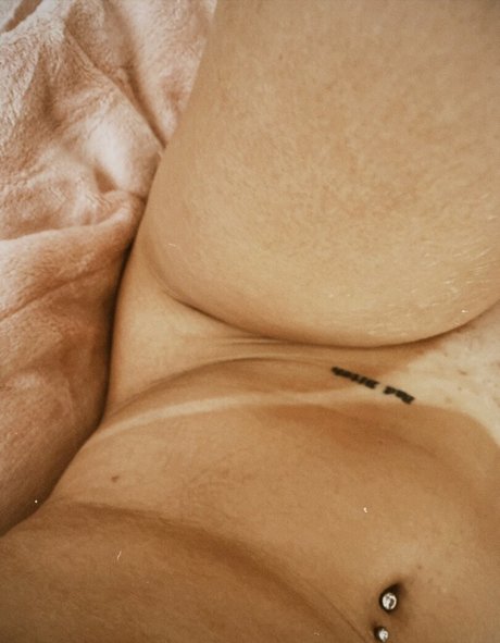 Foto desnuda filtrada de OnlyFans de Renata Soares
