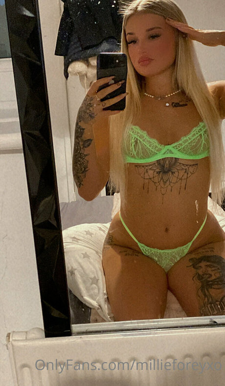 Foto desnuda filtrada de OnlyFans de Millieforeyxo