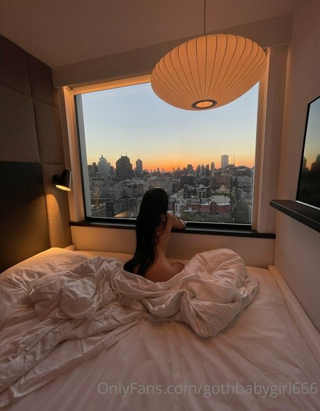 Gothbabygirl666