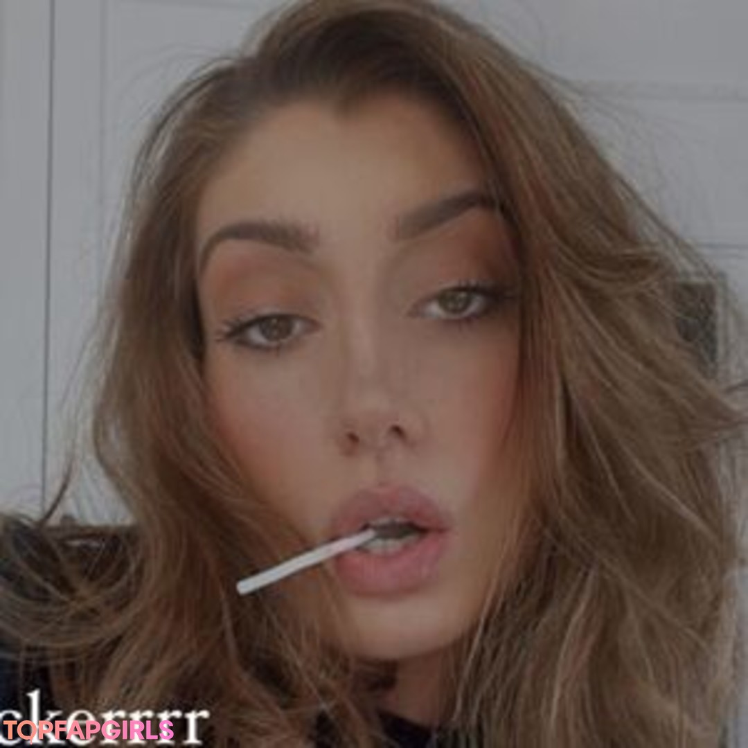 Foto desnuda filtrada de OnlyFans de Leyla Sitki #9 Foto desnuda filtrada de OnlyFans de Leyla Sitki #9