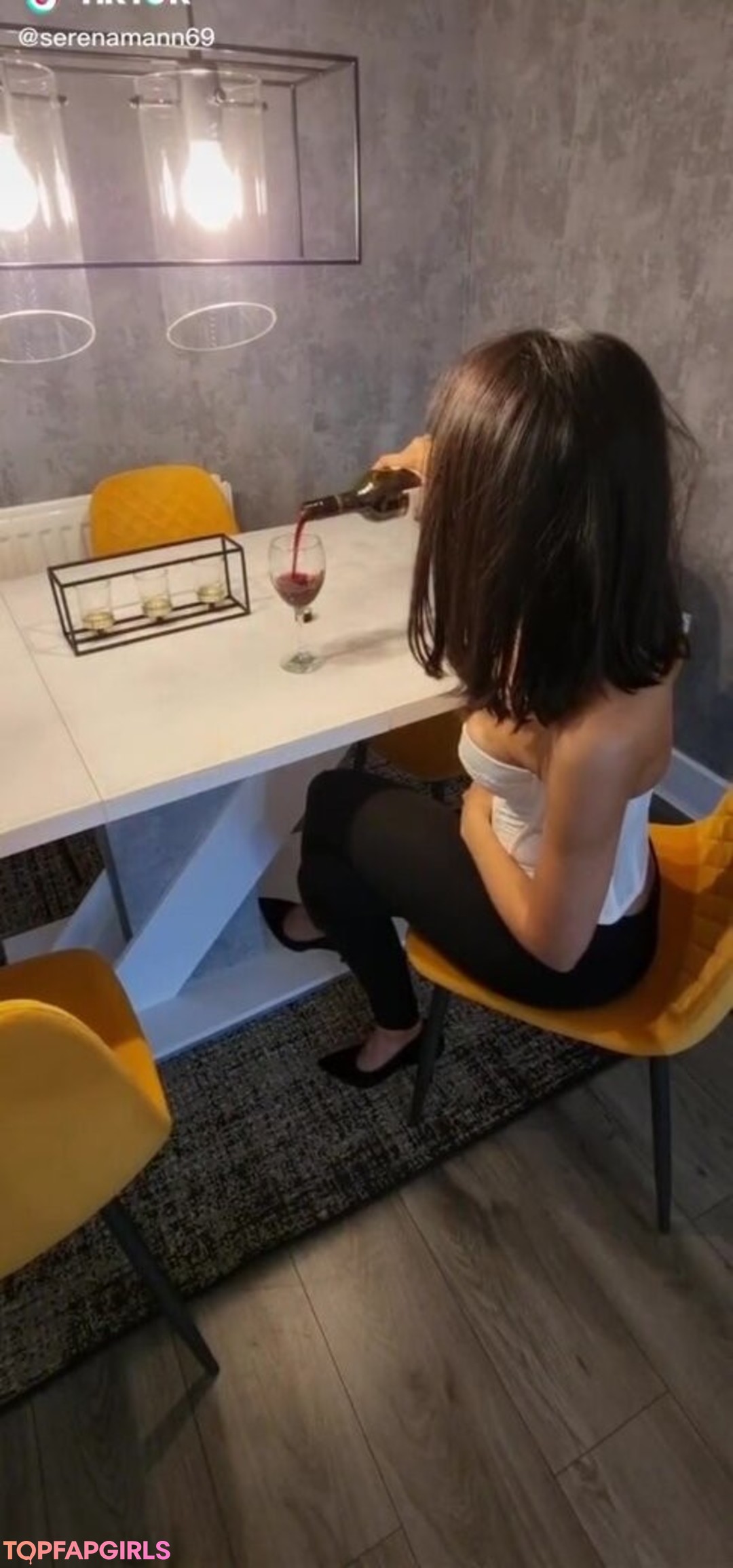 Foto desnuda filtrada de OnlyFans de Serena Mann #6 Foto desnuda filtrada de OnlyFans de Serena Mann #6