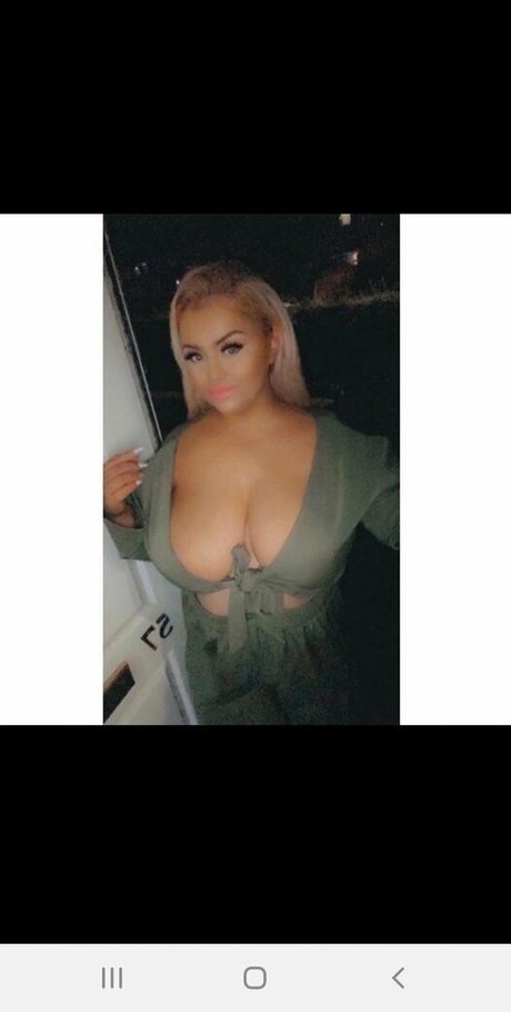 Foto desnuda filtrada de OnlyFans de Jessica Elizabeth