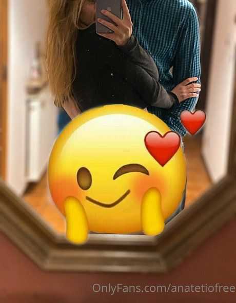 Foto desnuda filtrada de OnlyFans de Anatetiofree