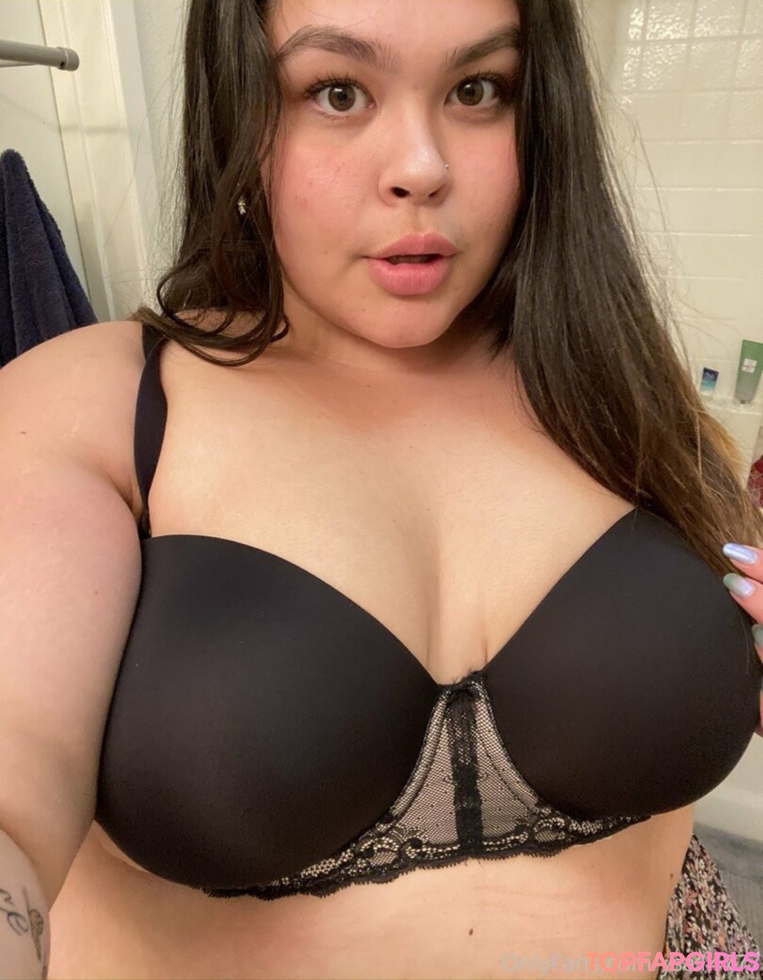 Foto desnuda filtrada de OnlyFans de Onlyysa666 #49 Foto desnuda filtrada de OnlyFans de Onlyysa666 #49