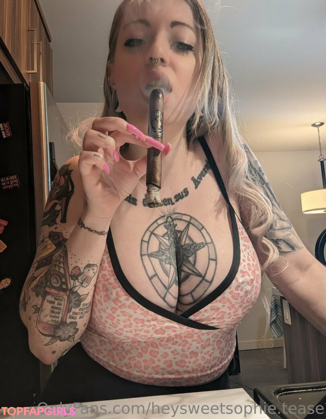 Foto desnuda filtrada de OnlyFans de Heysweetsophietease #11 Foto desnuda filtrada de OnlyFans de Heysweetsophietease #11