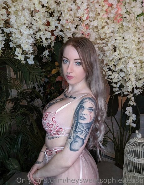 Heysweetsophietease