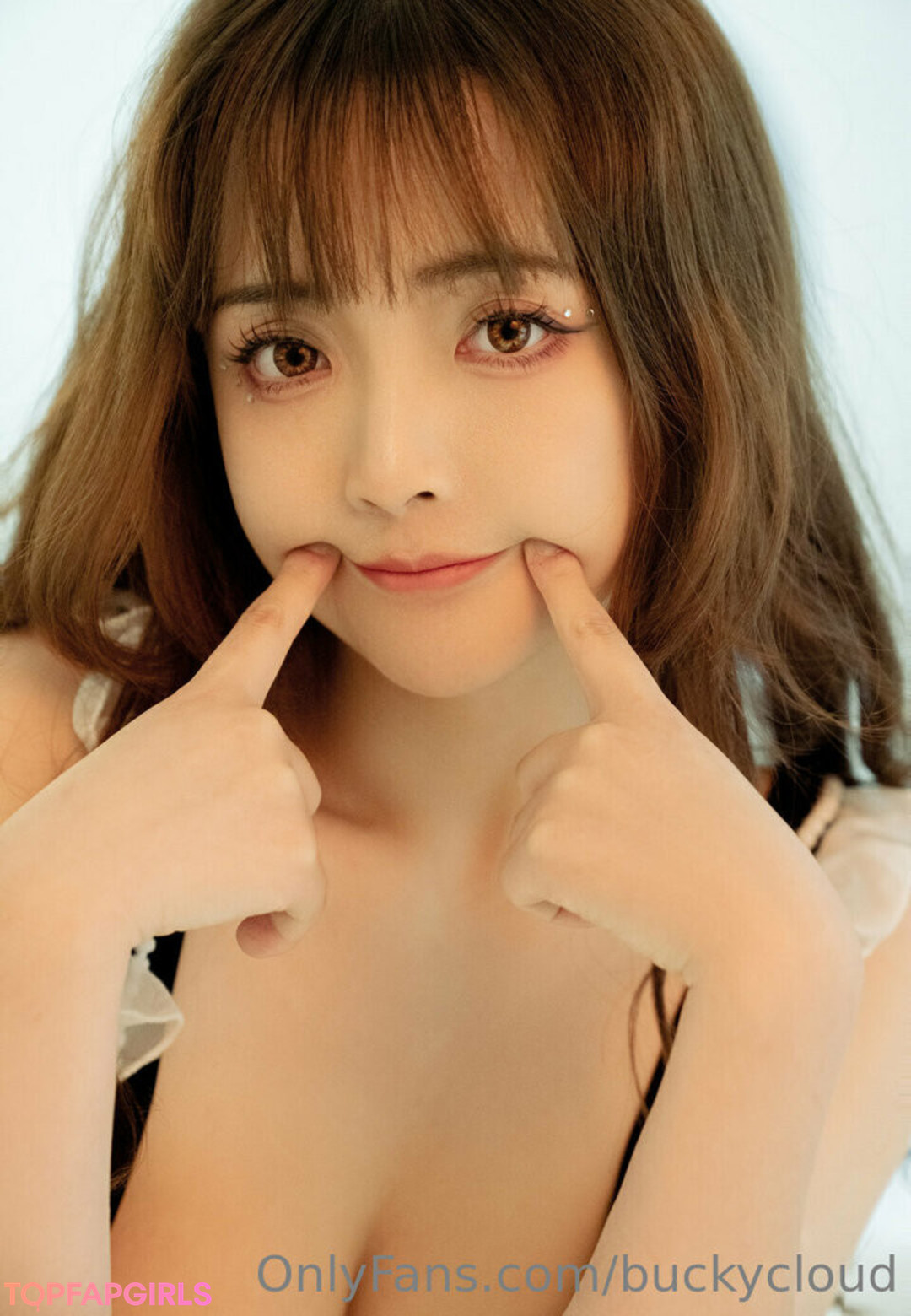 Foto desnuda filtrada de OnlyFans de Buckycloud #57 Foto desnuda filtrada de OnlyFans de Buckycloud #57