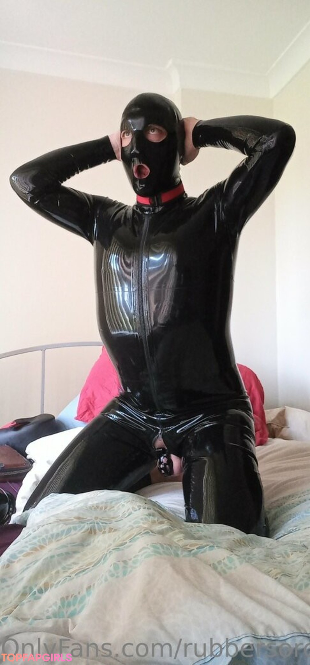 Foto desnuda filtrada de OnlyFans de Rubbersorcerer #14 Foto desnuda filtrada de OnlyFans de Rubbersorcerer #14