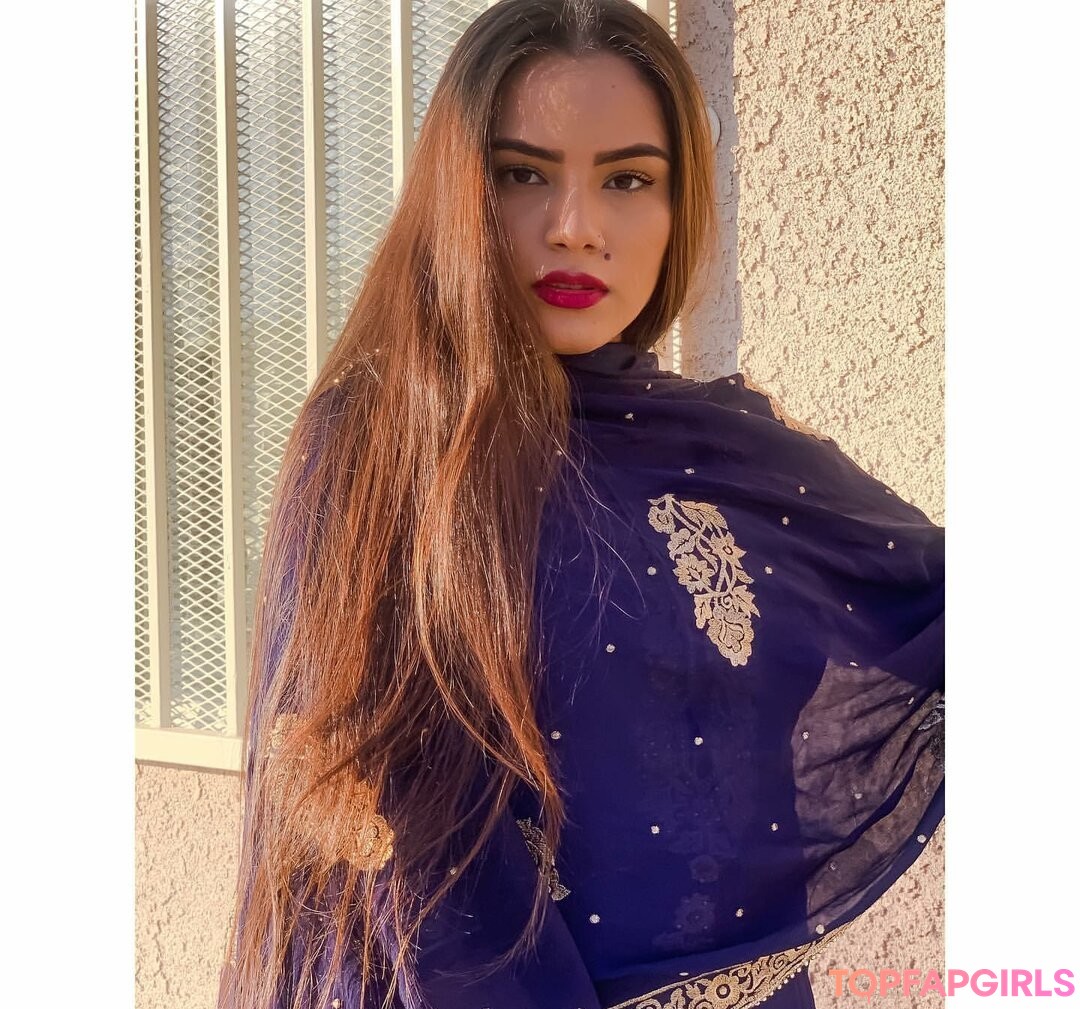 Foto desnuda filtrada de OnlyFans de Sukh Bains #85 Foto desnuda filtrada de OnlyFans de Sukh Bains #85