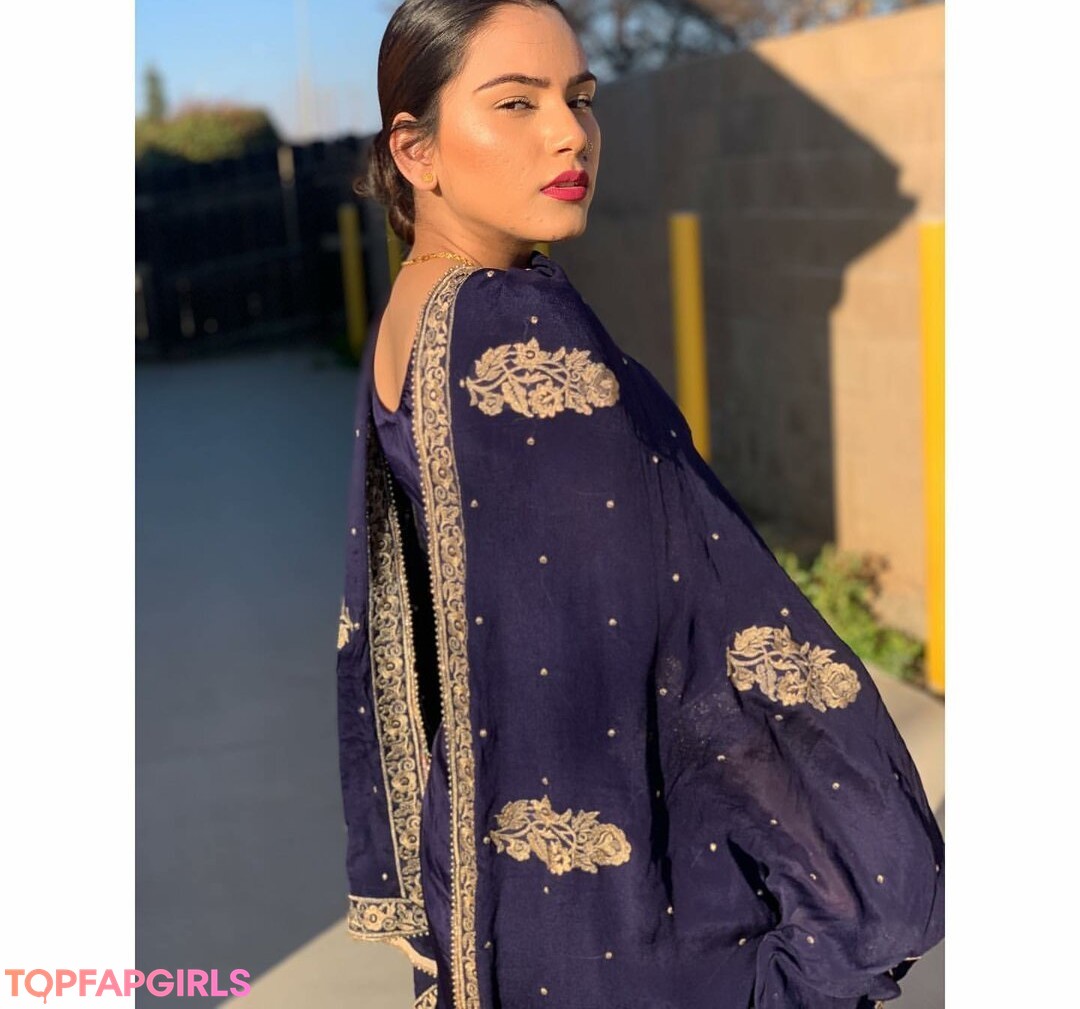 Foto desnuda filtrada de OnlyFans de Sukh Bains #86 Foto desnuda filtrada de OnlyFans de Sukh Bains #86