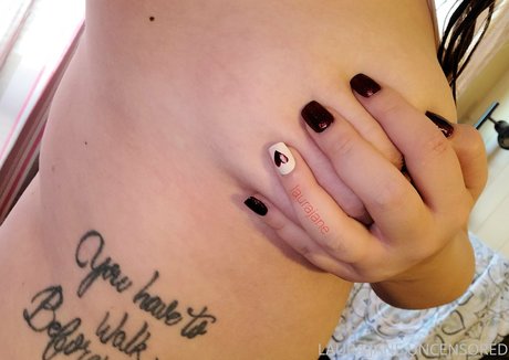 Foto desnuda filtrada de OnlyFans de Laurajaneuncensored