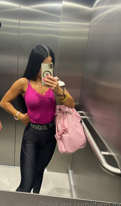 Foto desnuda filtrada de OnlyFans de Dannlla