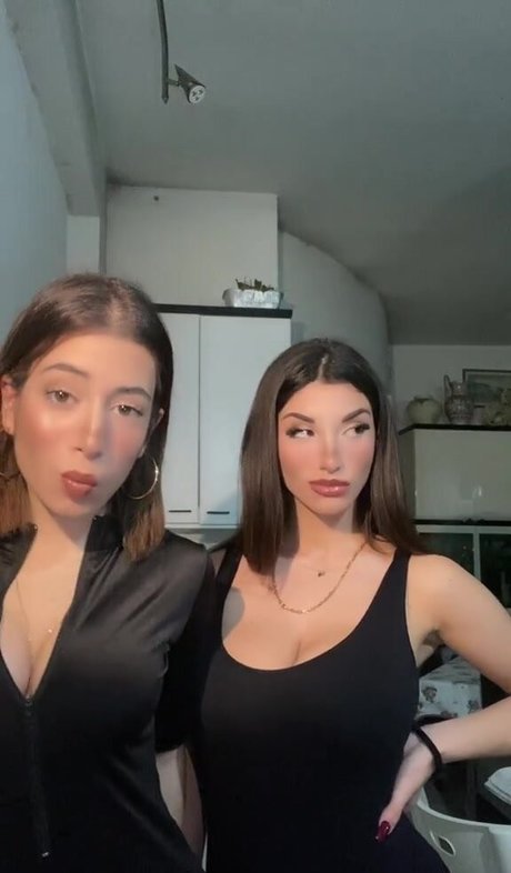 Foto desnuda filtrada de OnlyFans de Ika Dauria
