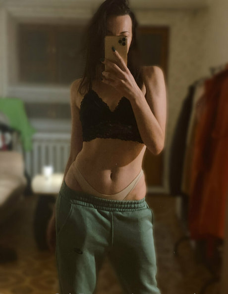 Foto desnuda filtrada de OnlyFans de Urprivatedancer