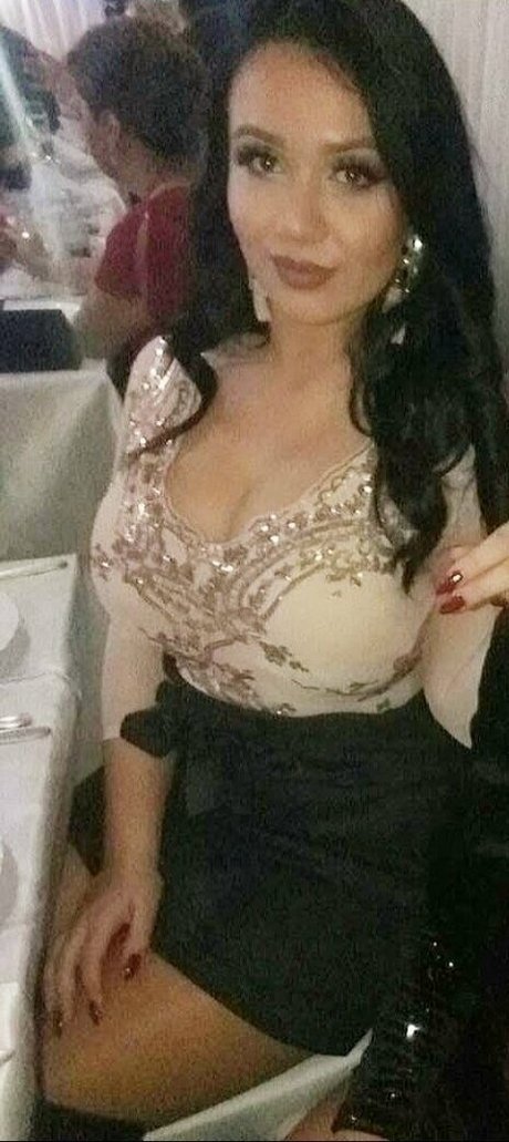 Emina Jahi