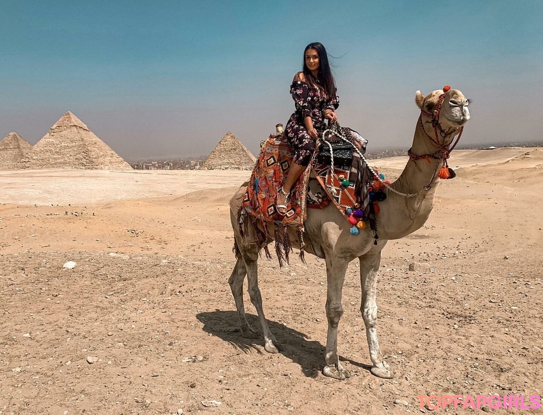 Foto desnuda filtrada de OnlyFans de Emina Jahi #282 Foto desnuda filtrada de OnlyFans de Emina Jahi #282