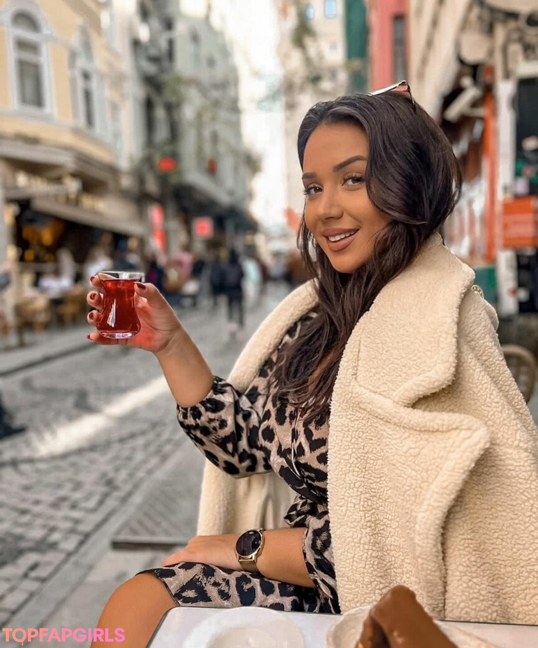 Foto desnuda filtrada de OnlyFans de Emina Jahi #360 Foto desnuda filtrada de OnlyFans de Emina Jahi #360