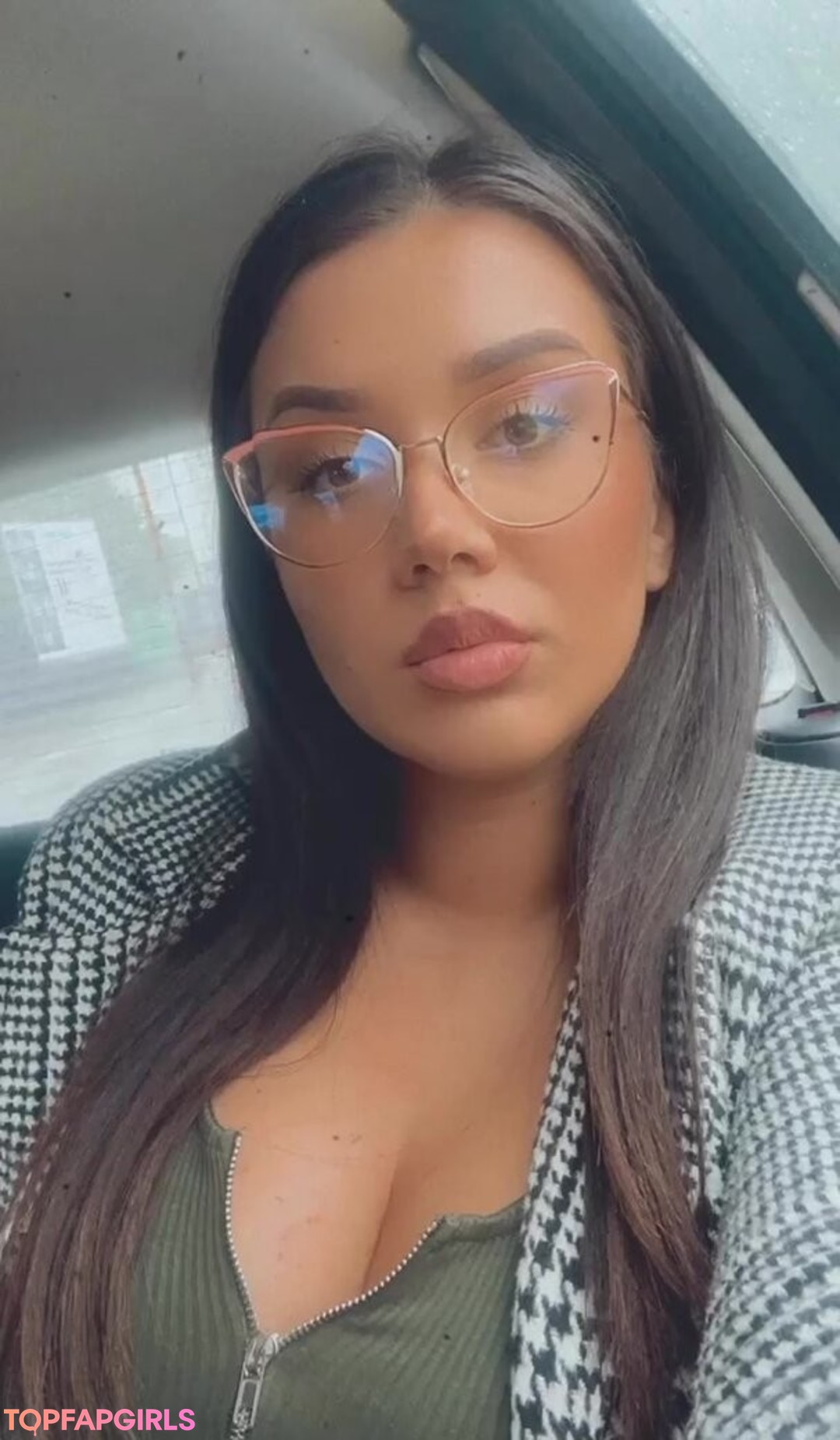 Foto desnuda filtrada de OnlyFans de Emina Jahi #406 Foto desnuda filtrada de OnlyFans de Emina Jahi #406