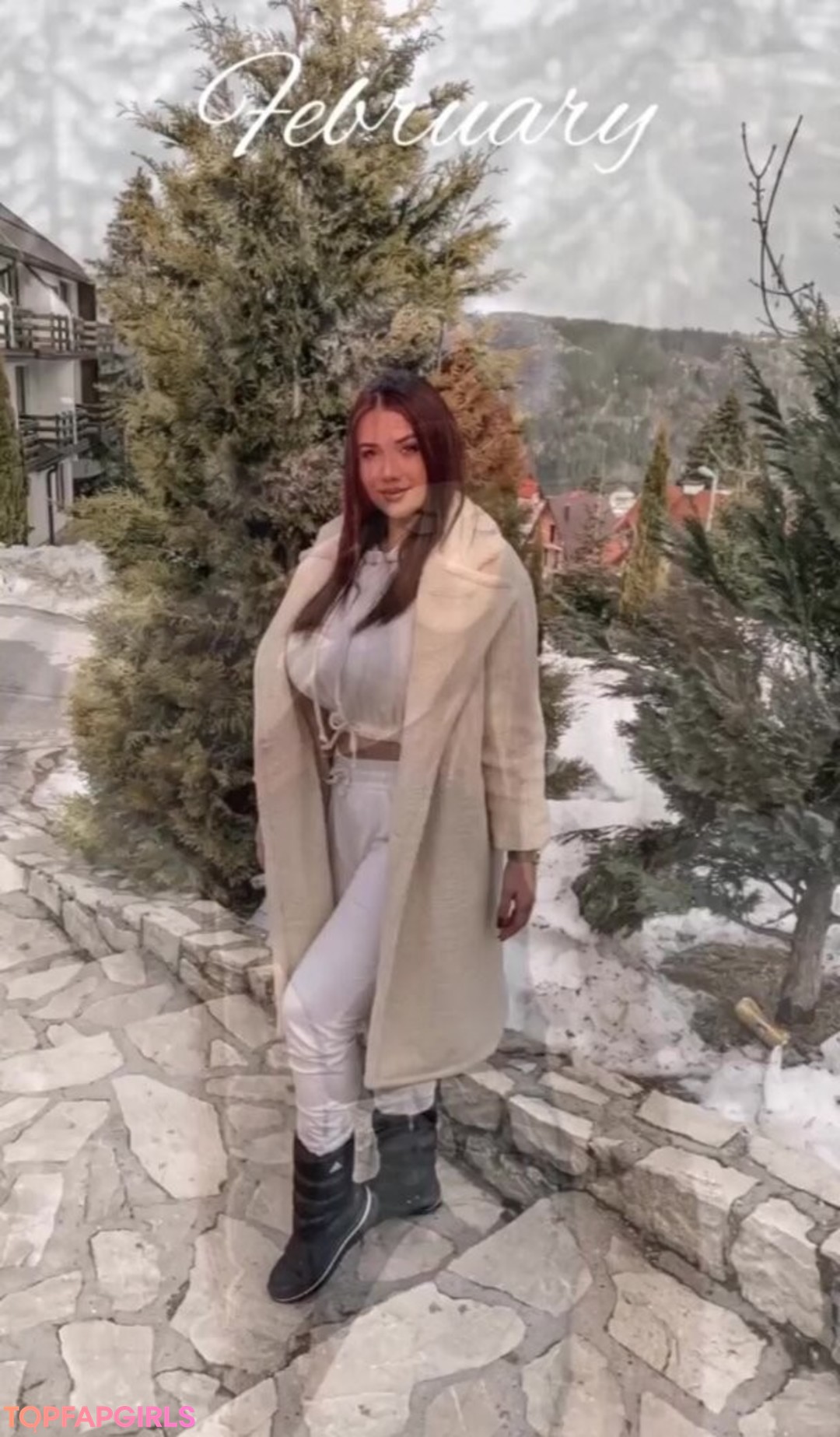 Foto desnuda filtrada de OnlyFans de Emina Jahi #422 Foto desnuda filtrada de OnlyFans de Emina Jahi #422