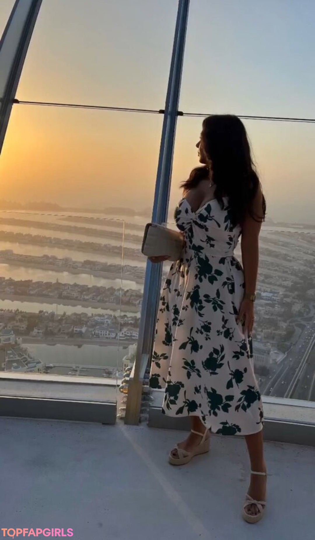 Foto desnuda filtrada de OnlyFans de Emina Jahi #433 Foto desnuda filtrada de OnlyFans de Emina Jahi #433