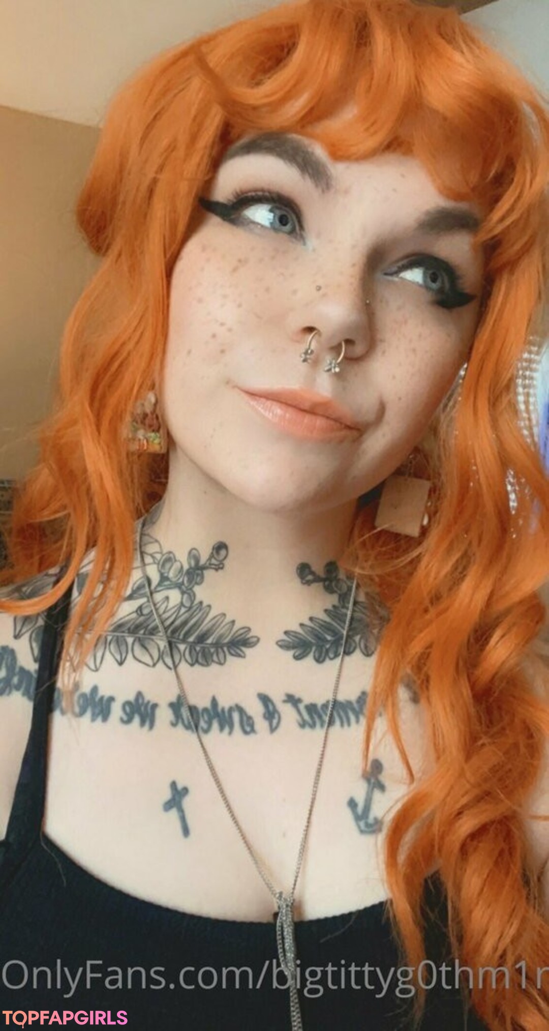 Foto desnuda filtrada de OnlyFans de Bigtittyg0thm1r #74 Foto desnuda filtrada de OnlyFans de Bigtittyg0thm1r #74