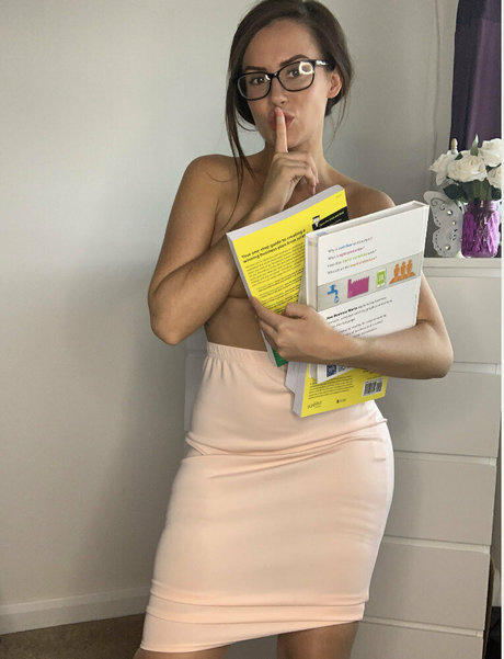 Milfcharlieerose3