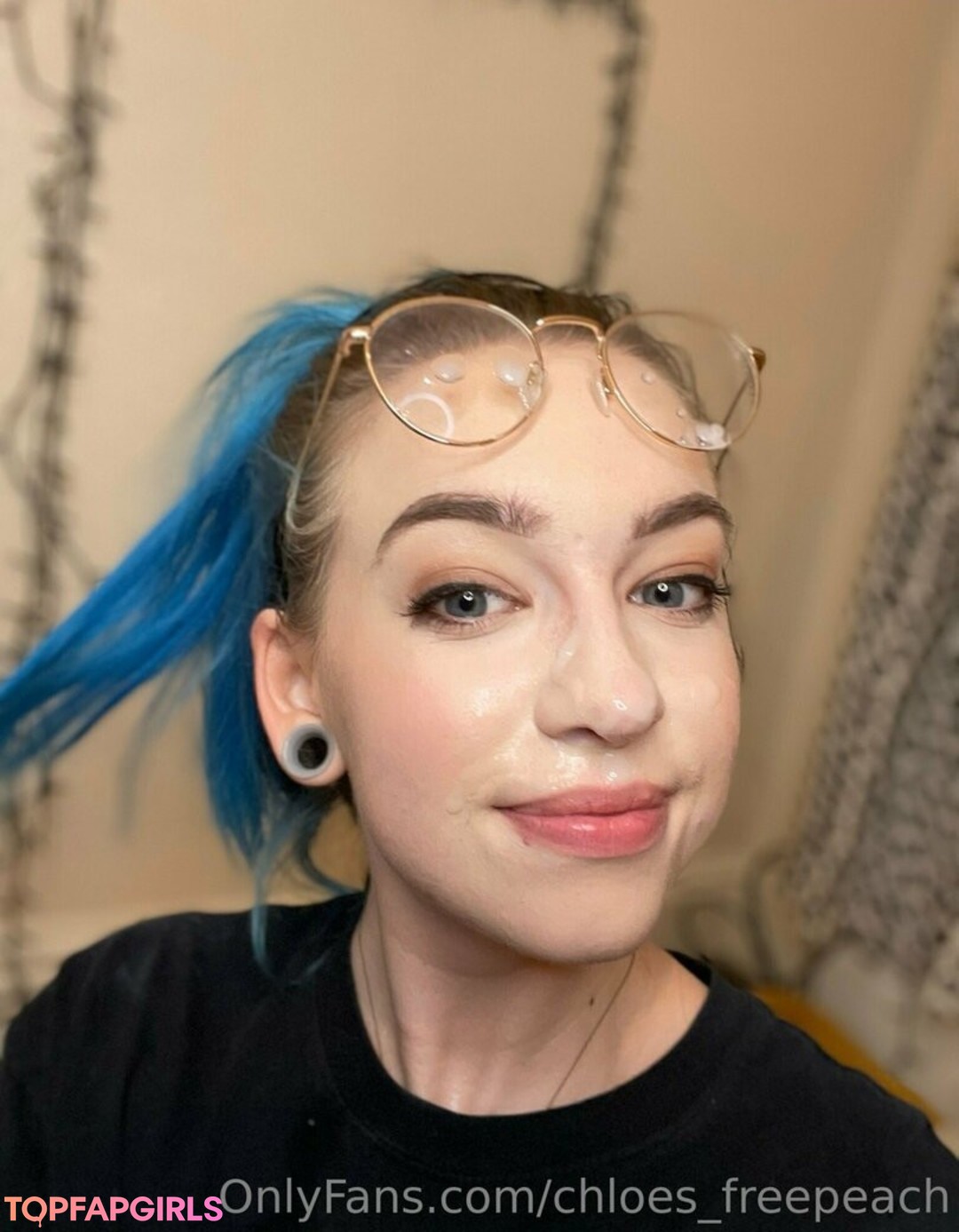 Foto desnuda filtrada de OnlyFans de Chloesfreepeach #27 Foto desnuda filtrada de OnlyFans de Chloesfreepeach #27