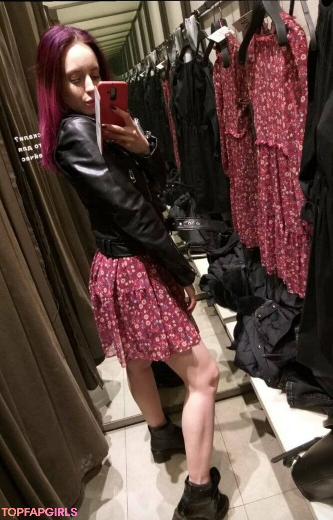 Foto desnuda filtrada de OnlyFans de Marinalee12 #17 Foto desnuda filtrada de OnlyFans de Marinalee12 #17