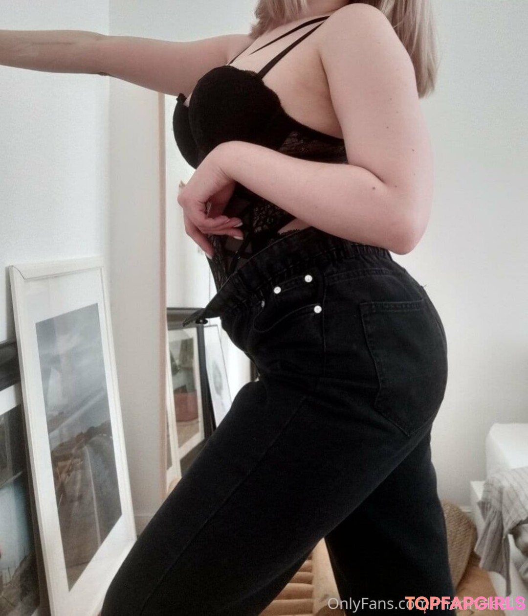 Foto desnuda filtrada de OnlyFans de Marinalee12 #18 Foto desnuda filtrada de OnlyFans de Marinalee12 #18