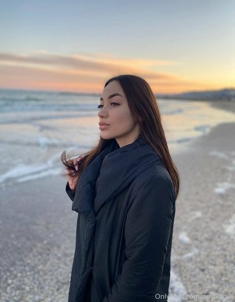 Anyalove2
