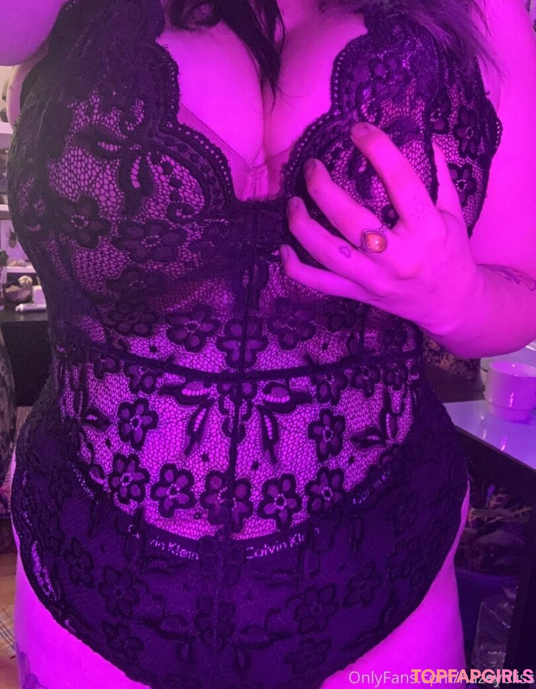 Foto desnuda filtrada de OnlyFans de Hazeybliss #14 Foto desnuda filtrada de OnlyFans de Hazeybliss #14