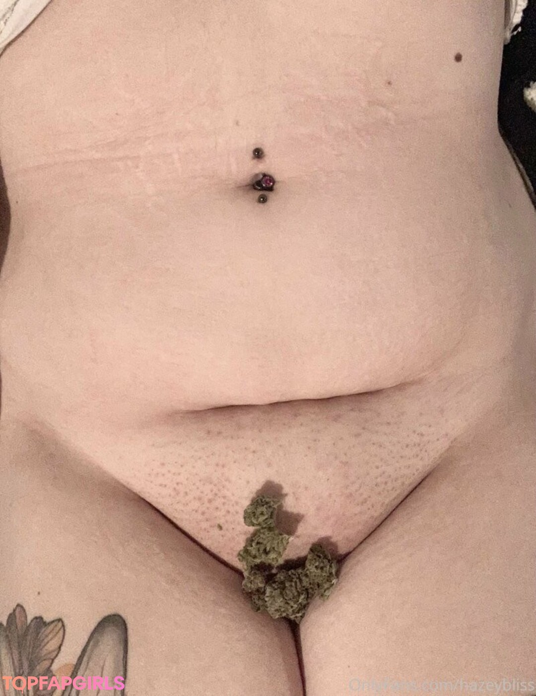 Foto desnuda filtrada de OnlyFans de Hazeybliss #67 Foto desnuda filtrada de OnlyFans de Hazeybliss #67