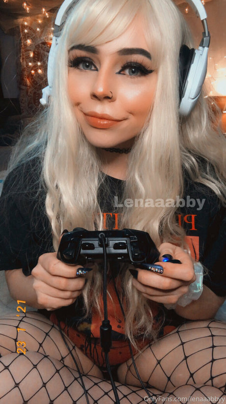 Lenaaabbyy