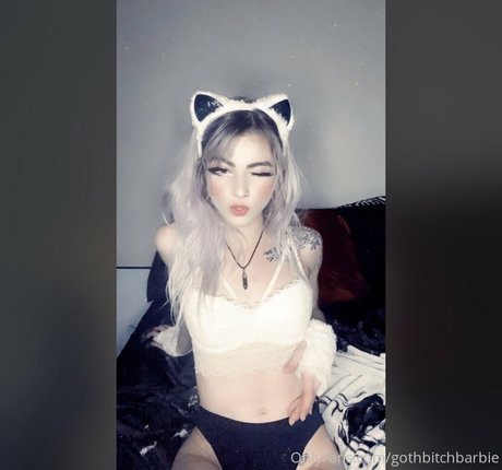 Gothbitchbarbie